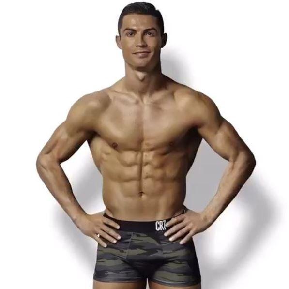 CR7 Cristiano Ronaldo - no tattoos