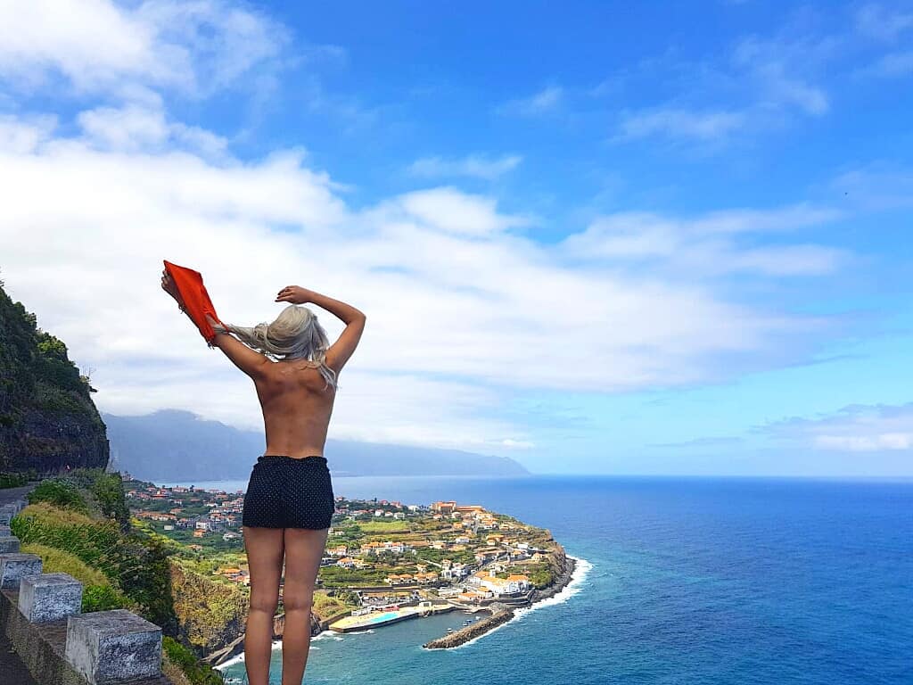 Ponta Delgada, Madère Topless